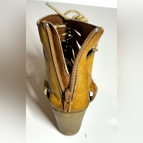 Maurices Women's Sienna Heeled Lace Up Booties Size 6 Sandals - Picture 11 of 15